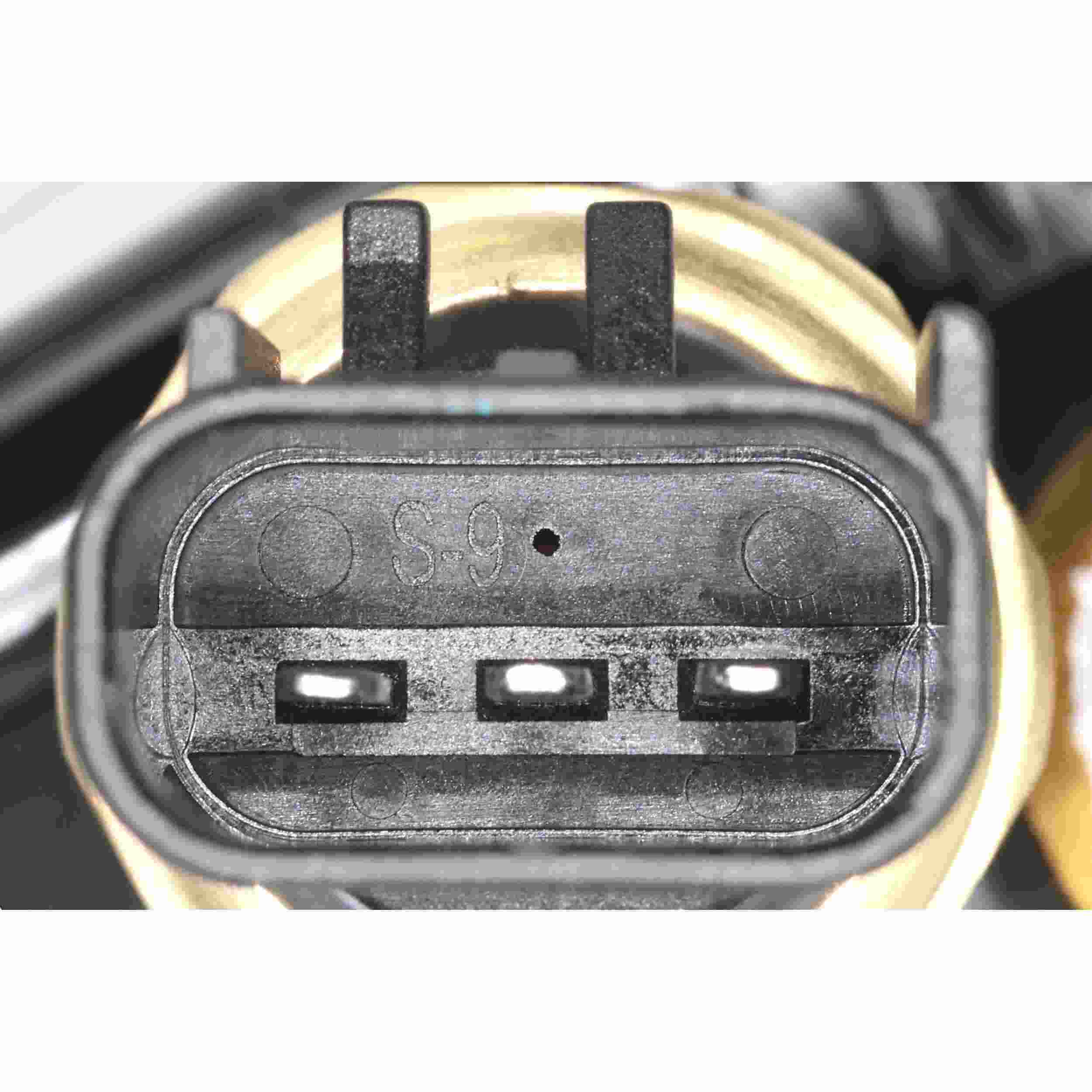 VEMO Engine Oil Cooler V33-60-0016