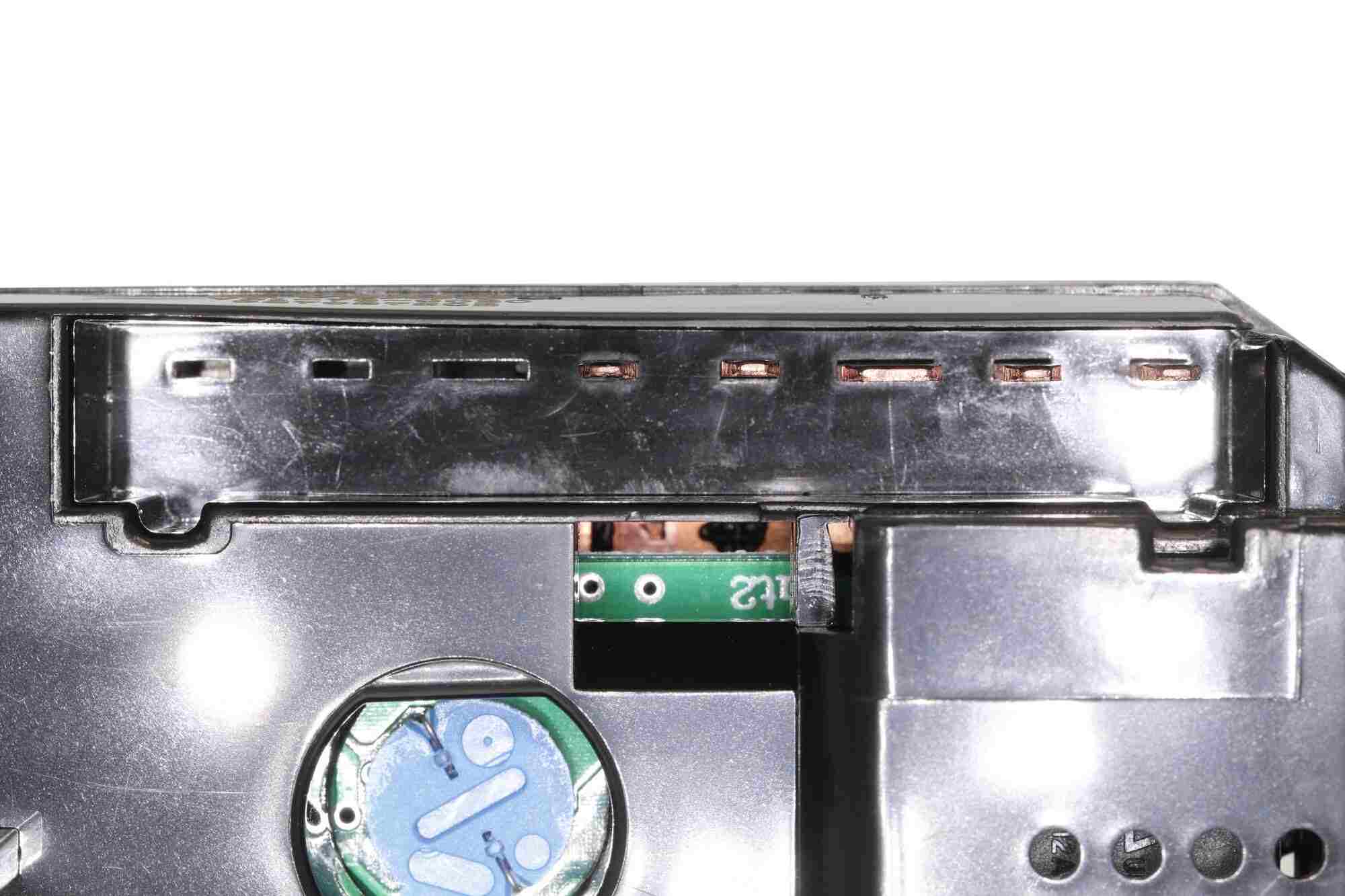 VEMO Door Window Switch V51-73-0020