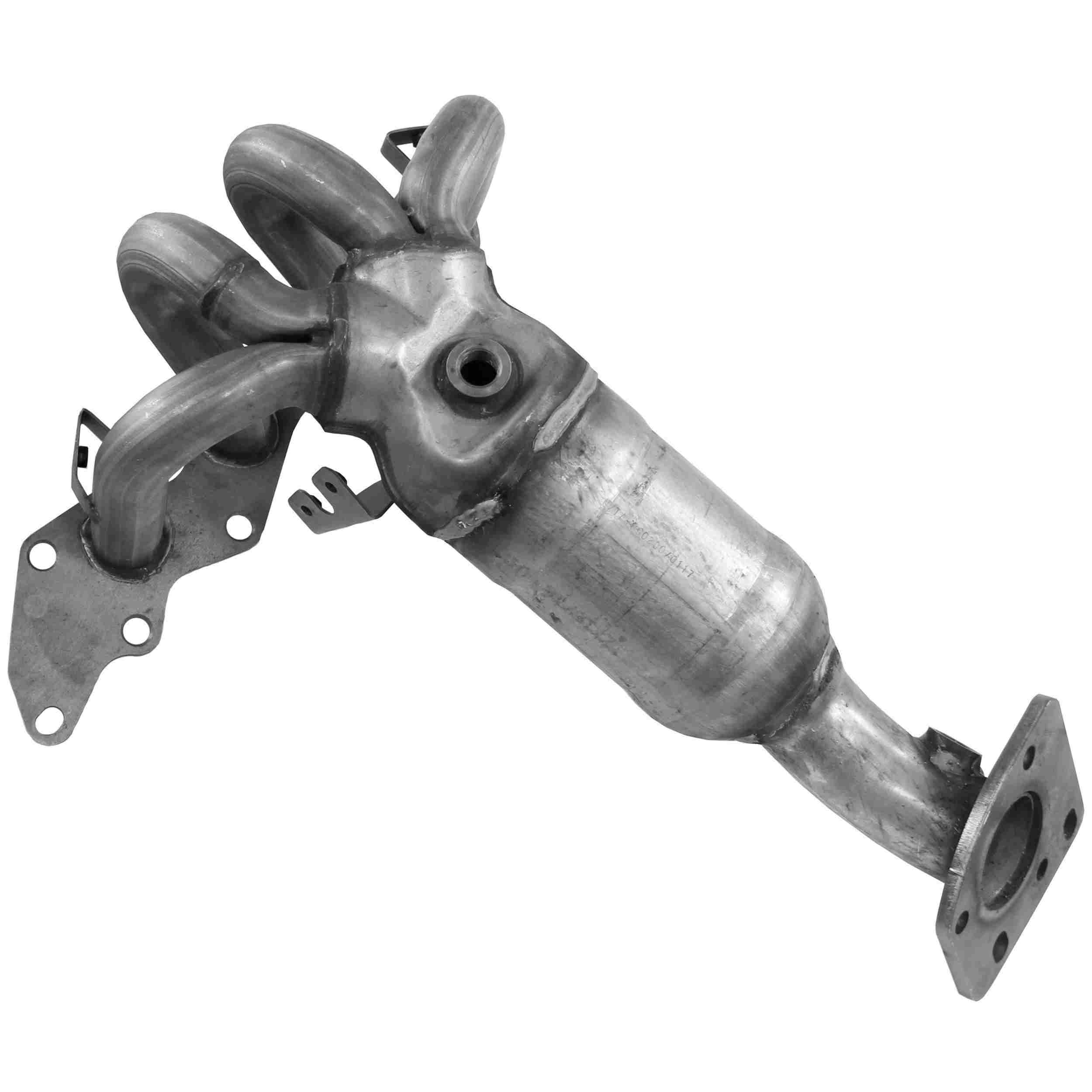 Walker Exhaust Catalytic Converter with Integrated Exhaust Manifold 16531