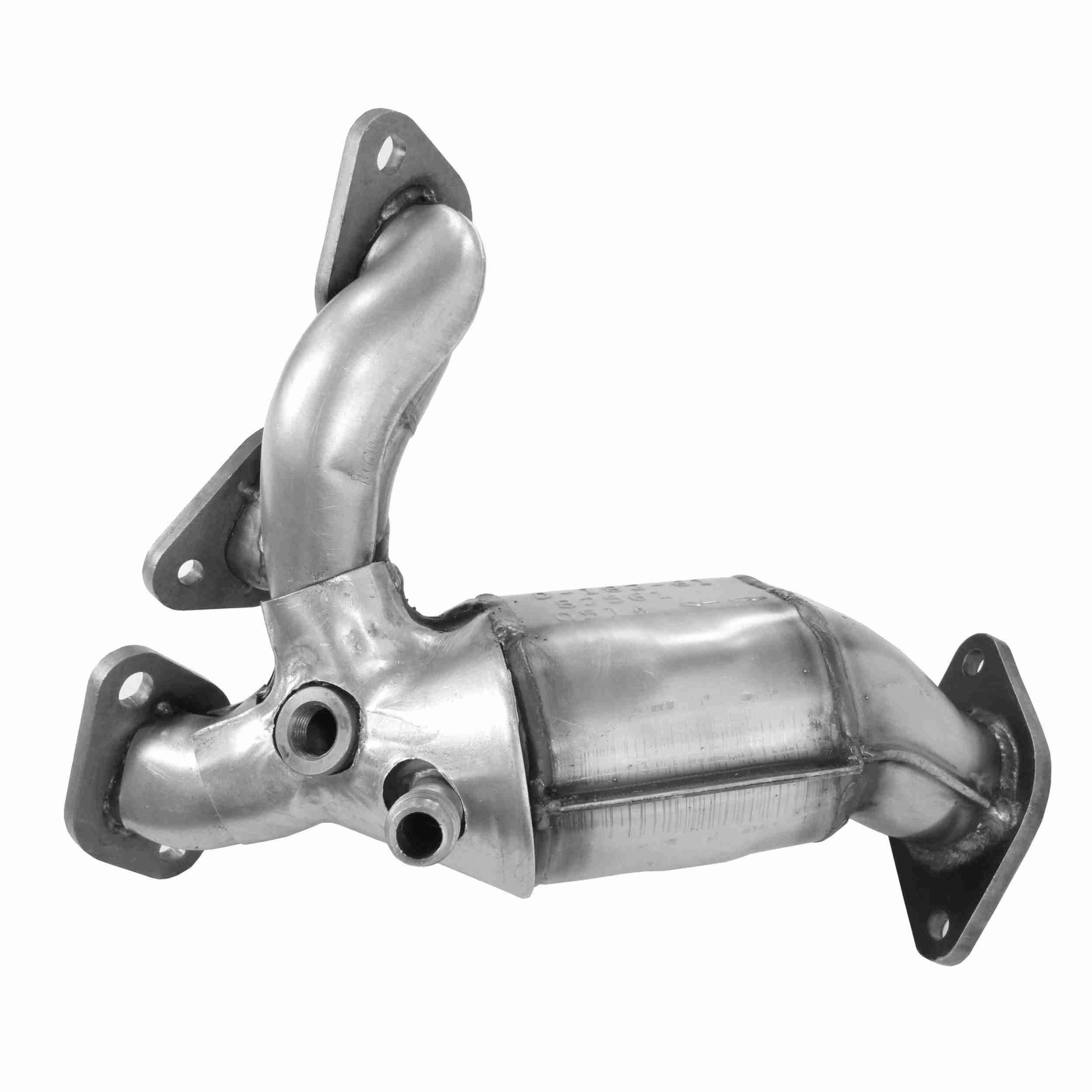 Walker Exhaust Catalytic Converter with Integrated Exhaust Manifold 82561