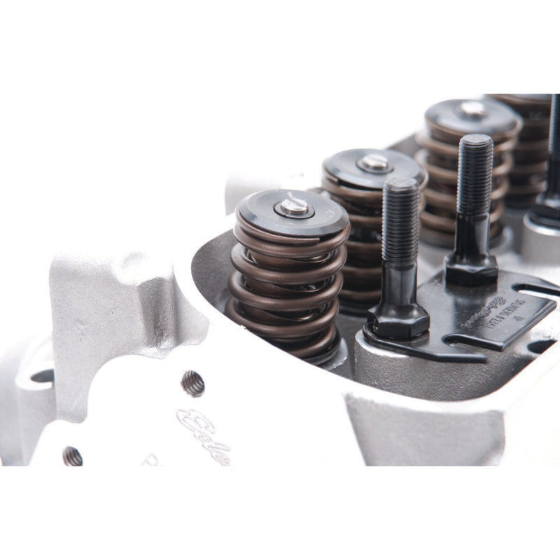 Edelbrock Cylinder Heads Pontiac, Performer D-port, 87CC Chambers, for Hydraulic 61575 Photo - out of package