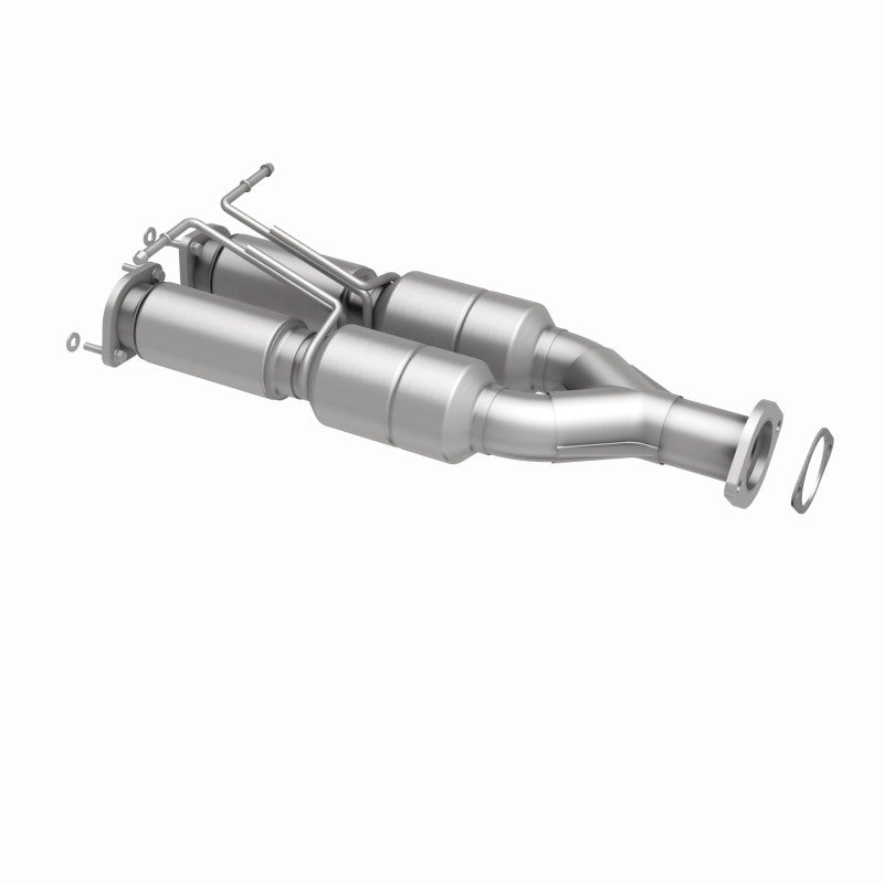 MagnaFlow Volvo XC90 OEM Grade Federal / EPA Compliant Direct-Fit Catalytic Converter 51850 360 Degree Image Set