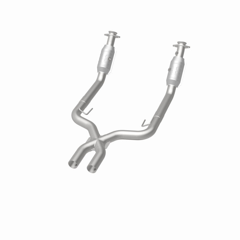 MagnaFlow Ford Mustang Standard Grade Federal / EPA Compliant Direct-Fit Catalytic Converter 15448 360 Degree Image Set