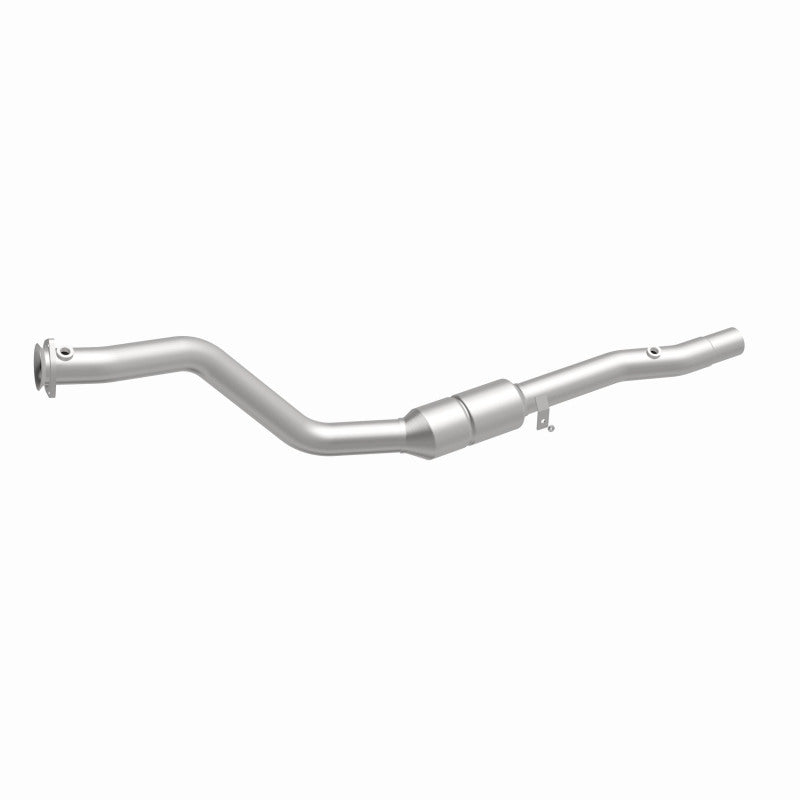 MagnaFlow Audi S8 OEM Grade Federal / EPA Compliant Direct-Fit Catalytic Converter 51086 360 Degree Image Set