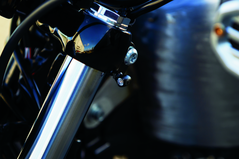 Kuryakyn Kellerman Atto Amber Satin Blk 2535 2535 User 1