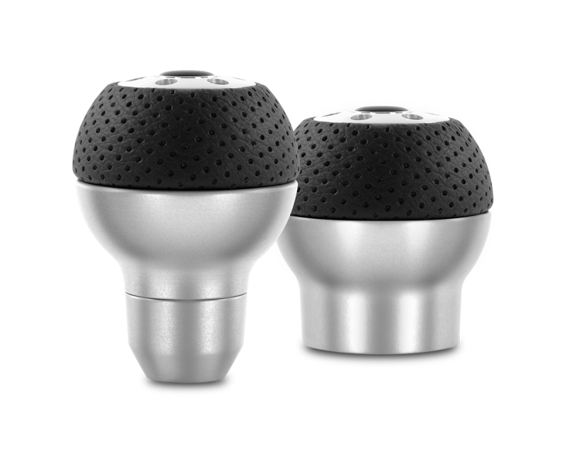 Momo Shift Knob - Race Airleather Aluminium- Air Leath ALUAIR User 1