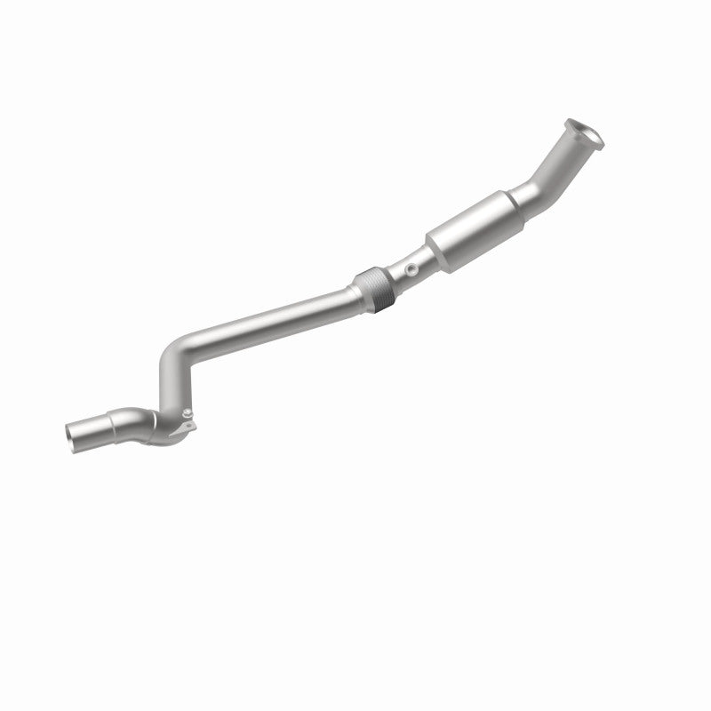 MagnaFlow California Grade CARB Compliant Direct-Fit Catalytic Converter 5561540 360 Degree Image Set
