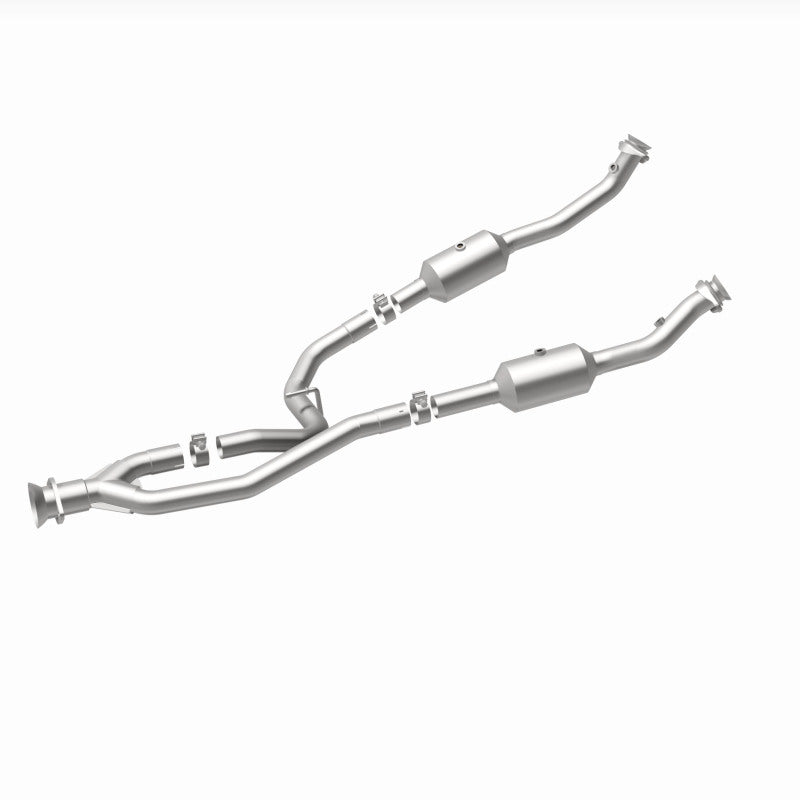 Magnaflow 20-21 Ford Transit-150 Single Underbody V6 3.5L RWD Direct-Fit Catalytic Converter 280248 280248 360 Degree Image Set