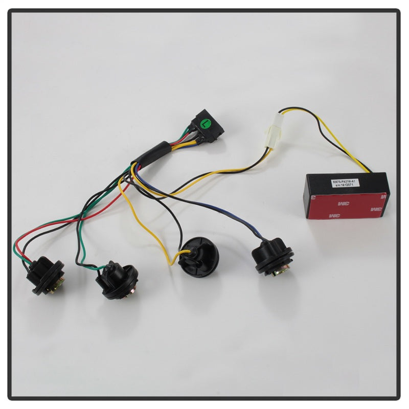 Spyder Audi TT 00-06 Euro Style Tail Lights Black ALT-YD-ATT99-BK 5000408 5000408 Photo - Unmounted