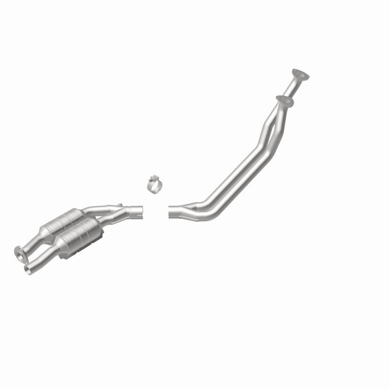 MagnaFlow BMW 525i Standard Grade Federal / EPA Compliant Direct-Fit Catalytic Converter 23808 360 Degree Image Set