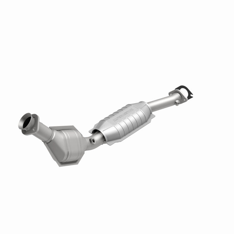 MagnaFlow OEM Grade Federal / EPA Compliant Direct-Fit Catalytic Converter 51314 360 Degree Image Set
