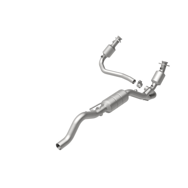 MagnaFlow Dodge Durango OEM Grade Federal / EPA Compliant Direct-Fit Catalytic Converter 51351 360 Degree Image Set