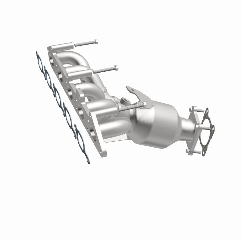 Magnaflow 01-05 Volvo S60/V70 2.4L Direct Fit Converter 22-138 22-138 360 Degree Image Set