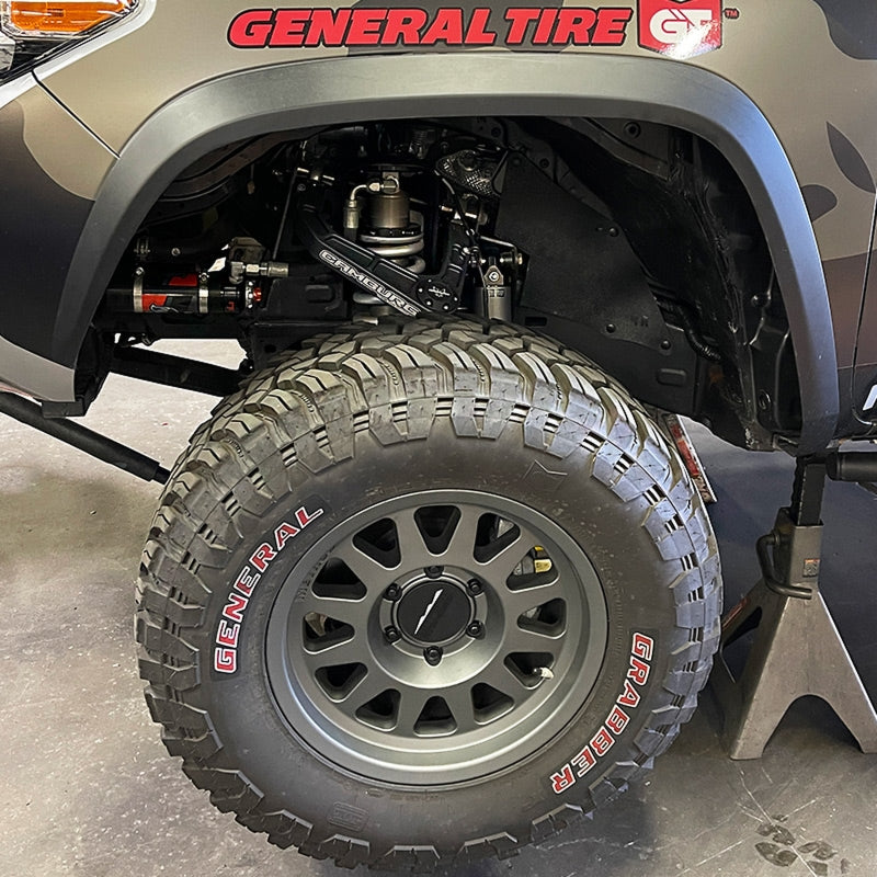 Camburg 00-06 Toyota Tundra 4wd L/T Front Axle Set CAM-310031 CAM-310031 Photo - out of package