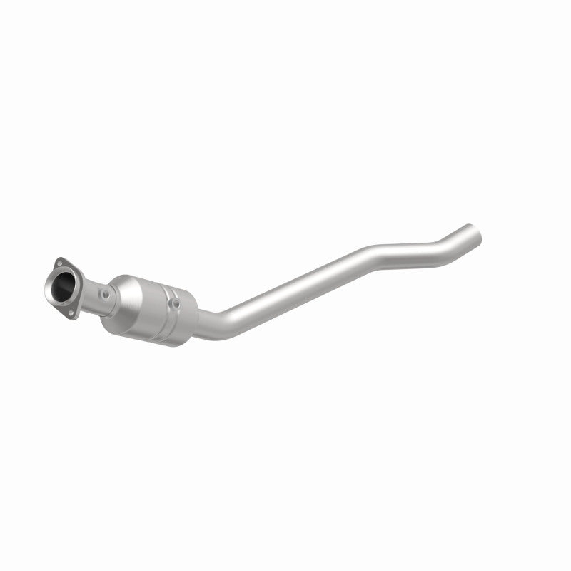 MagnaFlow California Grade CARB Compliant Direct-Fit Catalytic Converter 5551739 360 Degree Image Set