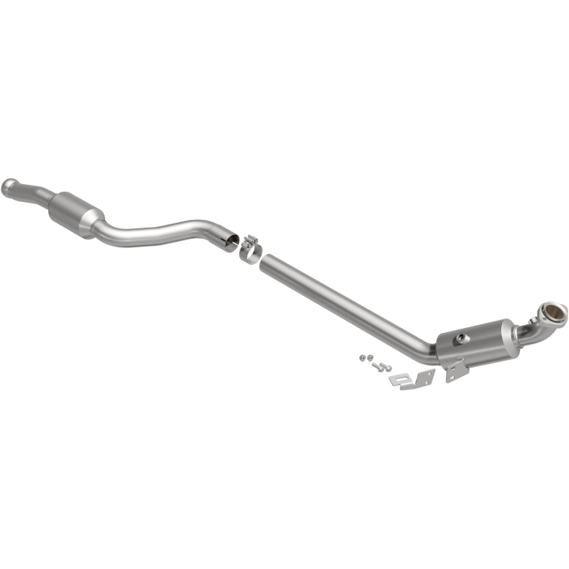 MagnaFlow Mercedes-Benz OEM Grade Federal / EPA Compliant Direct-Fit Catalytic Converter 21-447 Photo - Primary