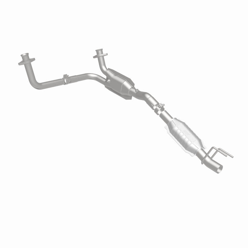MagnaFlow Ford Standard Grade Federal / EPA Compliant Direct-Fit Catalytic Converter 93423 360 Degree Image Set