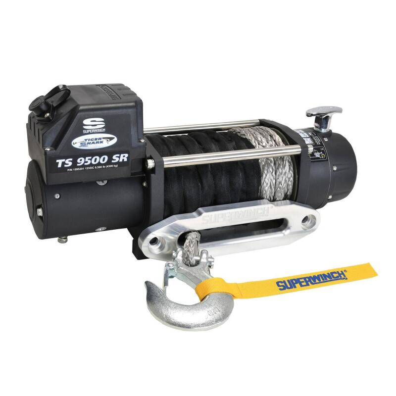Superwinch 9500 LBS 12 VDC 3/8in x 80ft Synthetic Rope Tiger Shark 9500 Winch 1595201 1595201 Photo - out of package