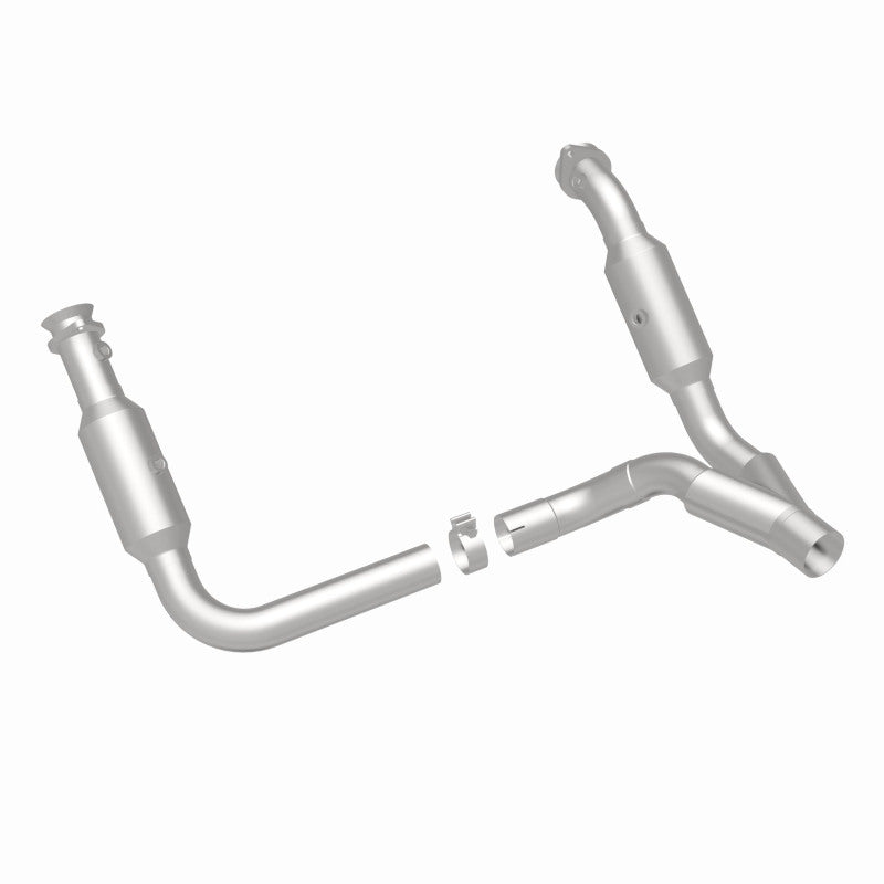MagnaFlow Dodge Ram 1500 California Grade CARB Compliant Direct-Fit Catalytic Converter 5451664 360 Degree Image Set