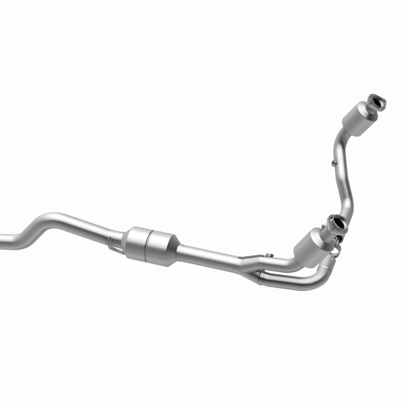 MagnaFlow Dodge Durango OEM Grade Federal / EPA Compliant Direct-Fit Catalytic Converter 51338 360 Degree Image Set