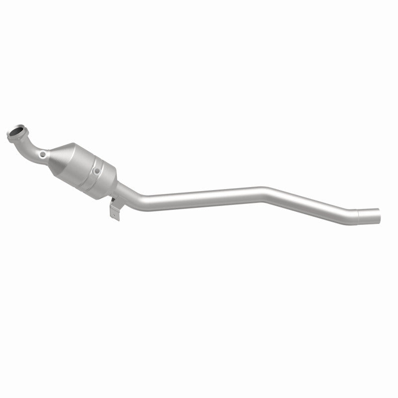 MagnaFlow Mercedes-Benz R350 OEM Grade Federal / EPA Compliant Direct-Fit Catalytic Converter 52177 360 Degree Image Set