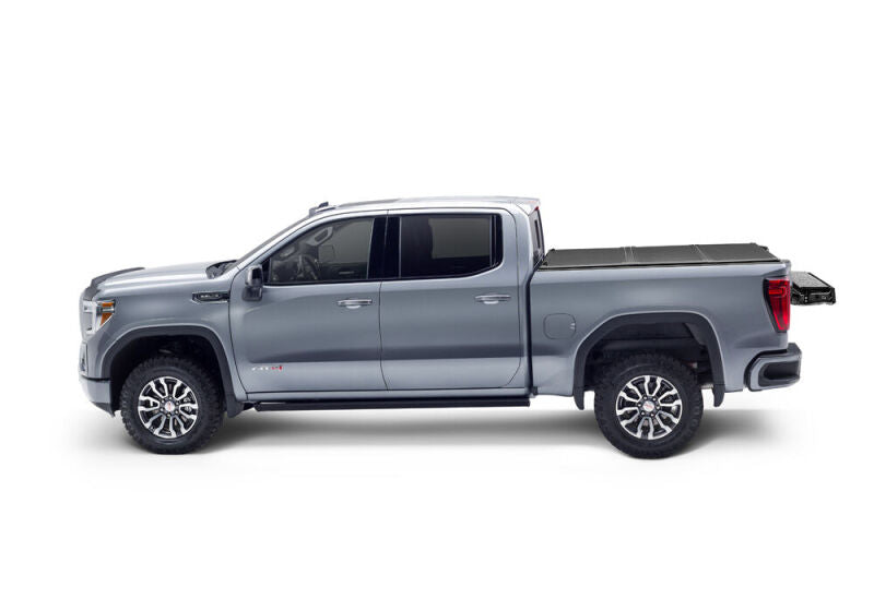 UnderCover 19-21 Ram 1500 6.4ft (Does not fit Rambox) Triad Bed Cover TR36009 TR36009 Photo - Mounted
