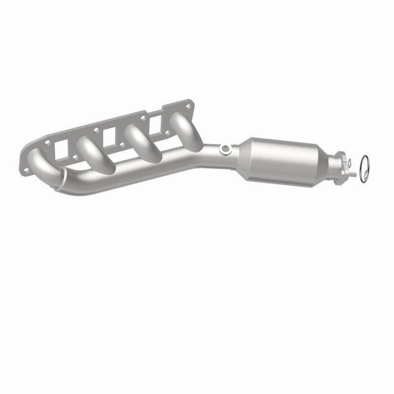 MagnaFlow Infiniti OEM Grade Federal / EPA Compliant Manifold Catalytic Converter 22-035 360 Degree Image Set