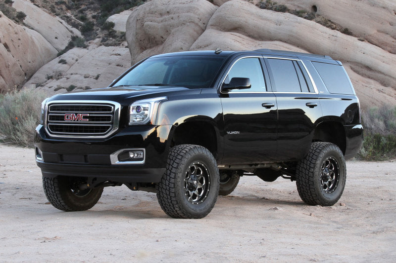 Fabtech 6" Basic System K1078 Photo - lifestyle view