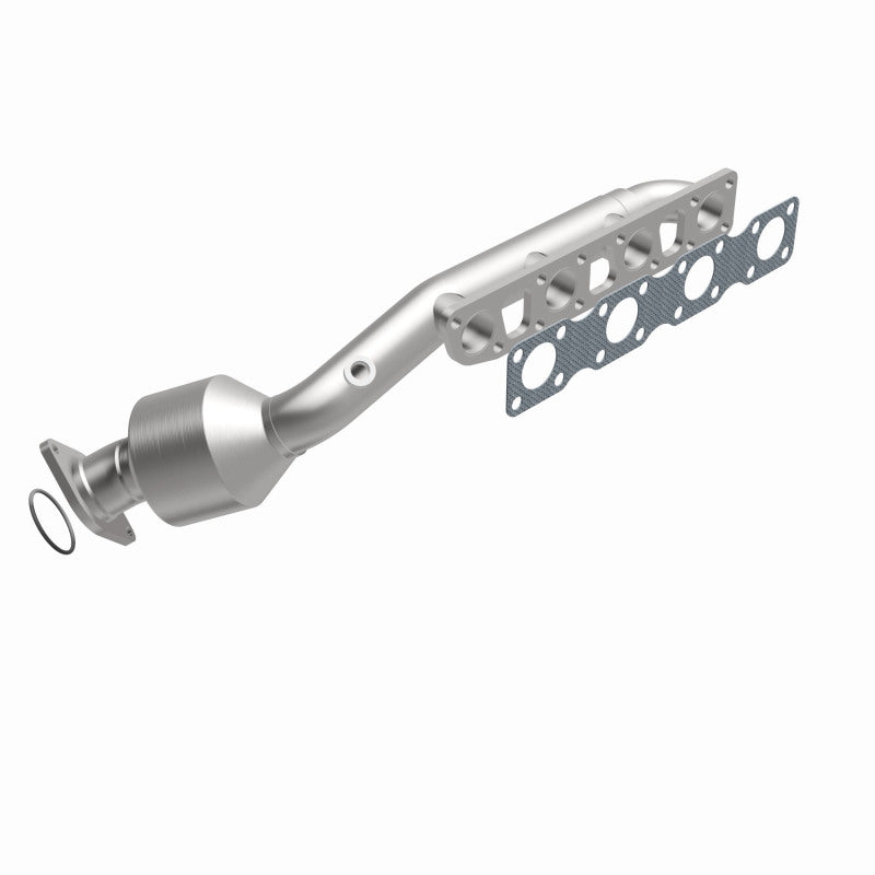 MagnaFlow Infiniti OEM Grade Federal / EPA Compliant Manifold Catalytic Converter 52424 360 Degree Image Set