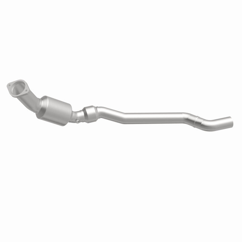 MagnaFlow California Grade CARB Compliant Direct-Fit Catalytic Converter 5561585 360 Degree Image Set