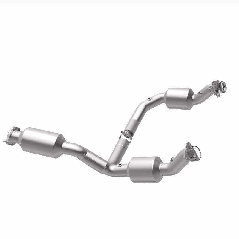 Magnaflow 2021 Chevrolet Express 2500 4.3L Underbody Direct-Fit Catalytic Converter 280429 280429 360 Degree Image Set