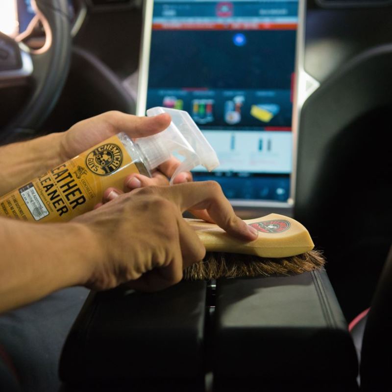 Chemical Guys Long Bristle Horse Hair Leather Cleaning Brush (P12) ACC_S95 ACC_S95 User 1