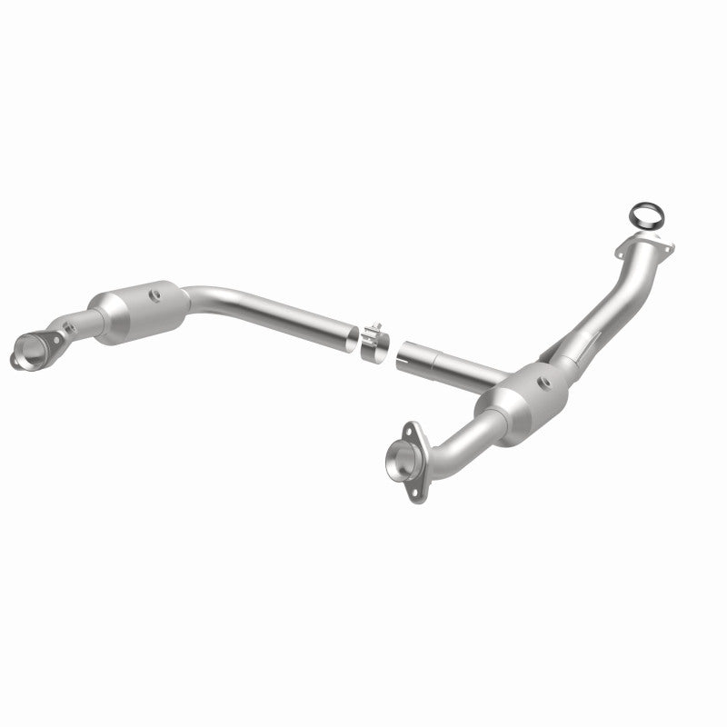 MagnaFlow California Grade CARB Compliant Direct-Fit Catalytic Converter 5551598 360 Degree Image Set