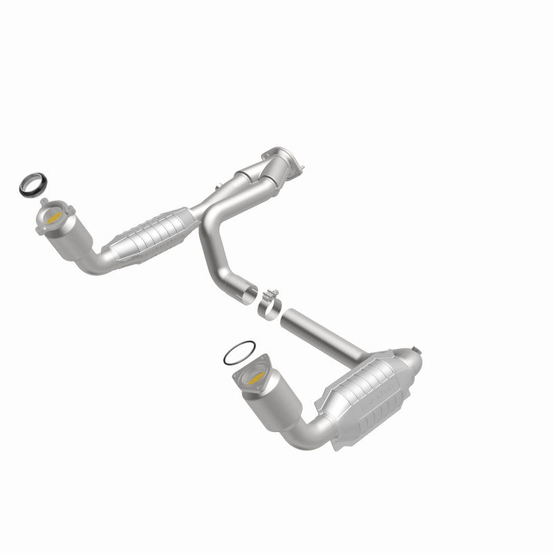 MagnaFlow California Grade CARB Compliant Direct-Fit Catalytic Converter 447284 360 Degree Image Set