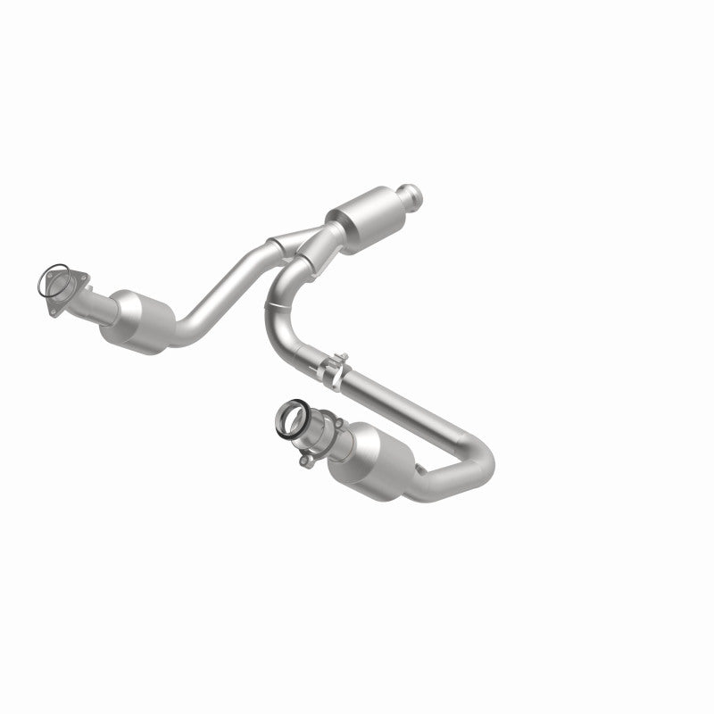 MagnaFlow California Grade CARB Compliant Direct-Fit Catalytic Converter 5582642 360 Degree Image Set