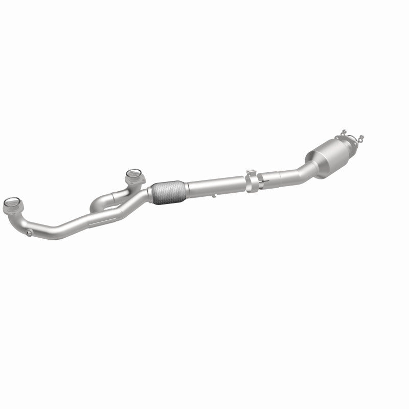 Magnaflow 18-20 Honda Odyssey V6 3.5L OEM Underbody Single Grade Direct-Fit Catalytic Converter 280126 280126 360 Degree Image Set