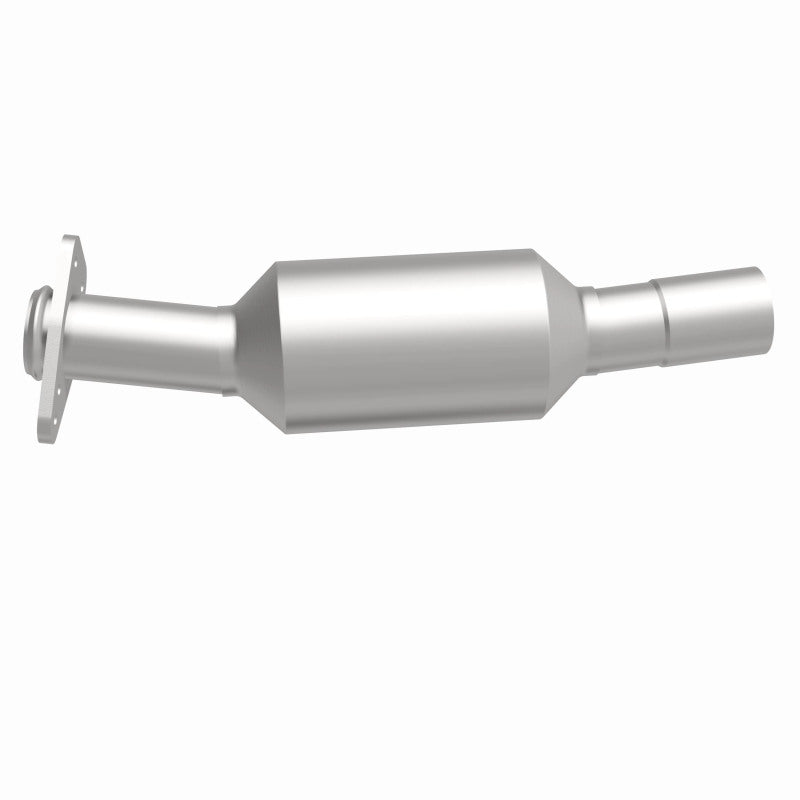 MagnaFlow California Grade CARB Compliant Direct-Fit Catalytic Converter 3322431 360 Degree Image Set