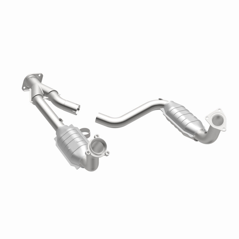 MagnaFlow Chevrolet SSR HM Grade Federal / EPA Compliant Direct-Fit Catalytic Converter 93380 360 Degree Image Set