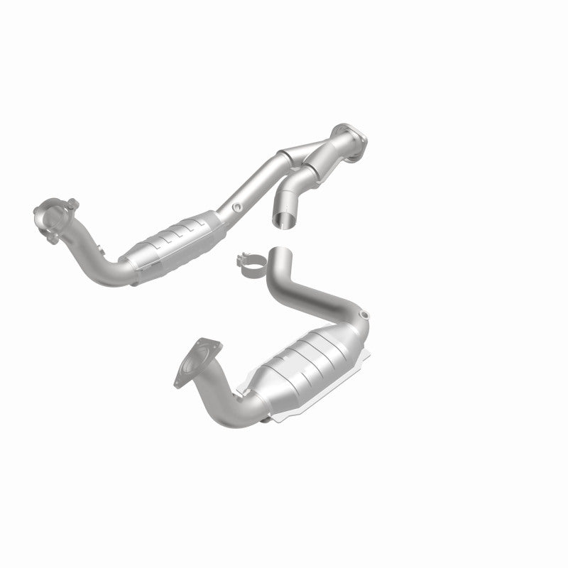 MagnaFlow Chevrolet SSR OEM Grade Federal / EPA Compliant Direct-Fit Catalytic Converter 49580 360 Degree Image Set