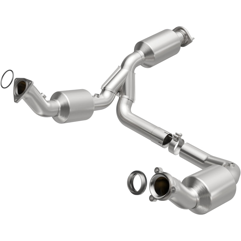 Magnaflow 2021 Chevrolet Express 2500 4.3L Underbody Direct-Fit Catalytic Converter 280429 280429 Photo - Primary