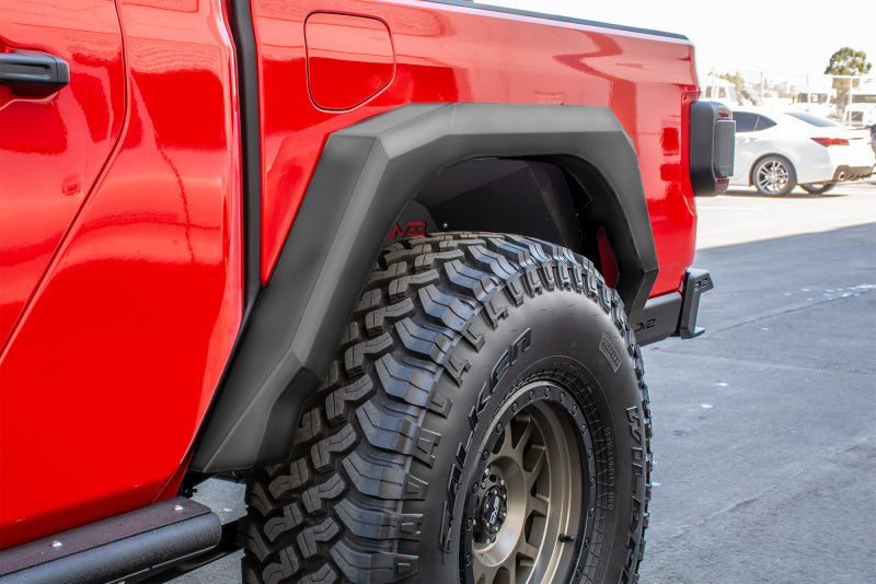 DV8 Offroad 2019+ Jeep Gladiator Armor Fenders FDGL-02 FDGL-02 Photo - Mounted