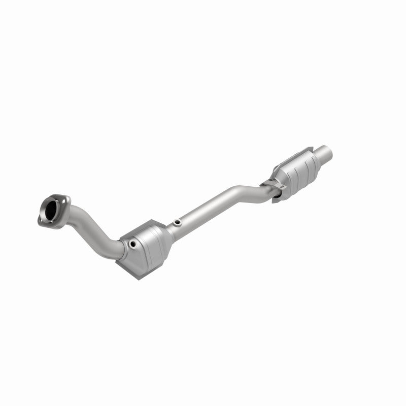 MagnaFlow OEM Grade Federal / EPA Compliant Direct-Fit Catalytic Converter 51819 360 Degree Image Set