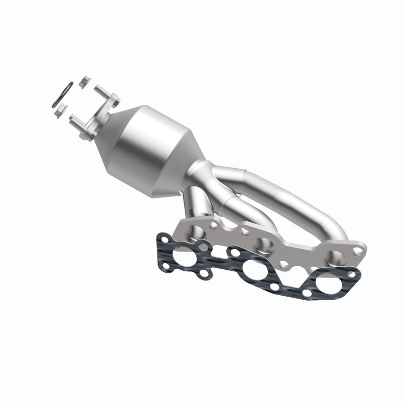 MagnaFlow Nissan HM Grade Federal / EPA Compliant Manifold Catalytic Converter 24381 360 Degree Image Set