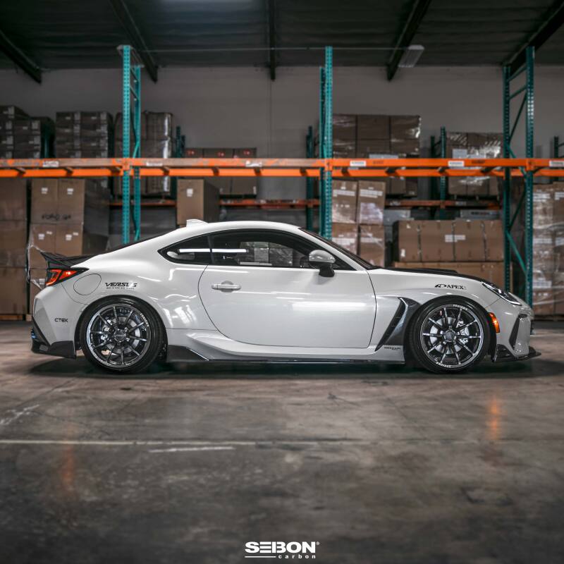 Seibon 22-24 Toyota GR86 / Subaru BRZ 2-Door Coupe Carbon Fiber Fender Trim - Gloss Finish FFT22TY86 FFT22TY86 User 1