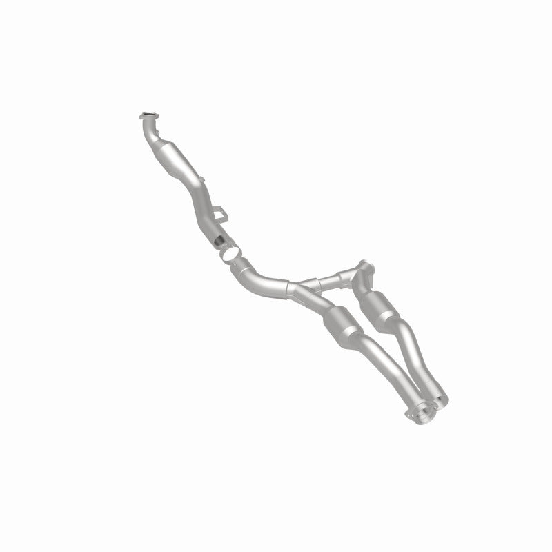 MagnaFlow Mercedes-Benz HM Grade Federal / EPA Compliant Direct-Fit Catalytic Converter 24334 360 Degree Image Set