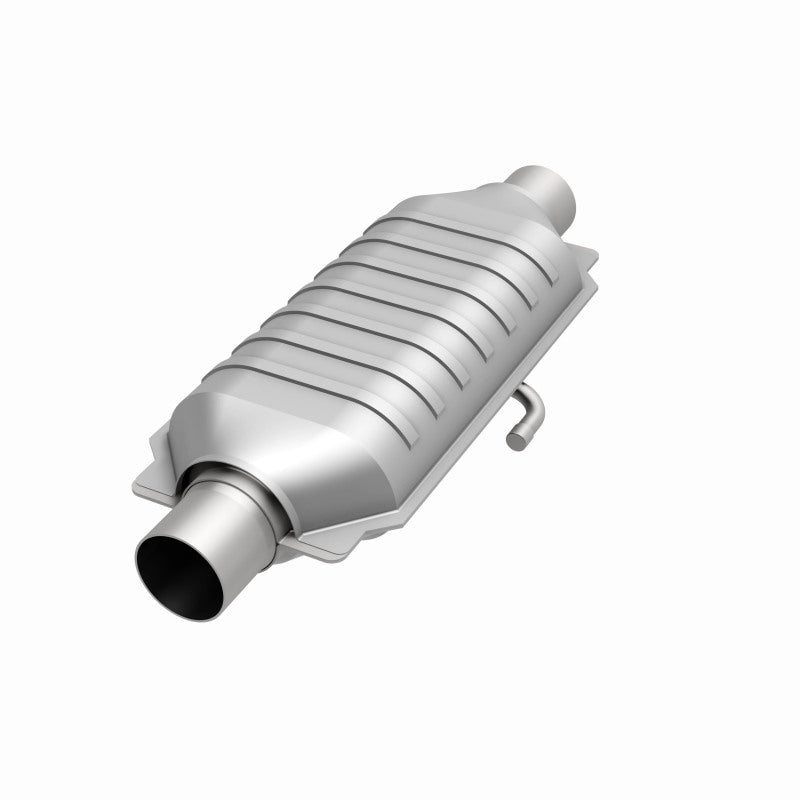 MagnaFlow Standard Grade Federal / EPA Compliant Universal Catalytic Converter 95015 360 Degree Image Set