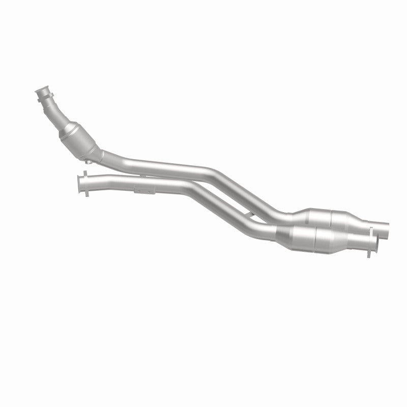 MagnaFlow Mercedes-Benz CLK430 California Grade CARB Compliant Direct-Fit Catalytic Converter 454022 360 Degree Image Set