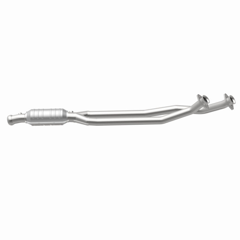 MagnaFlow Volvo HM Grade Federal / EPA Compliant Direct-Fit Catalytic Converter 23954 360 Degree Image Set