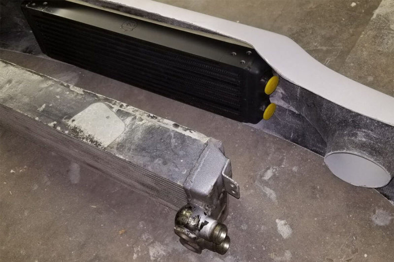 CSF Universal Dual-Pass Oil Cooler w/ Direct Fit for Porsche 911 8110 User 2