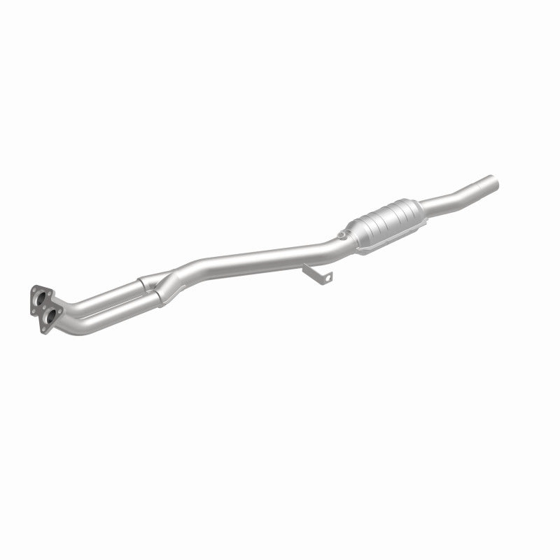 MagnaFlow BMW Standard Grade Federal / EPA Compliant Direct-Fit Catalytic Converter 93685 360 Degree Image Set